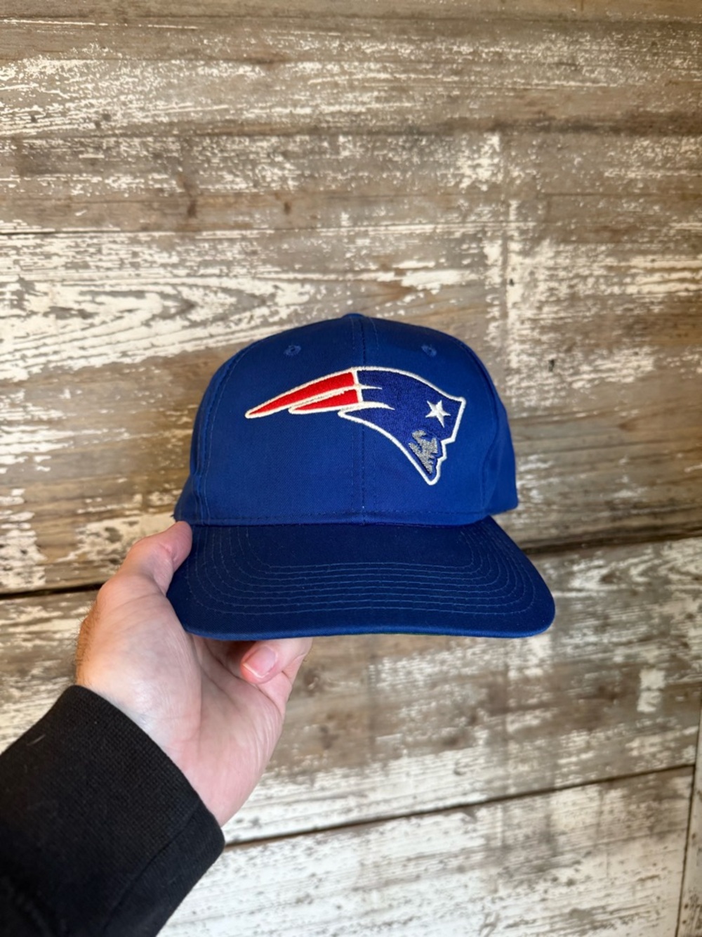 Vintage NFL New England Patriots  blue snapback hat